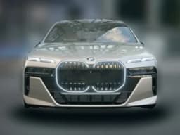 BMW 7 Series 740i xDrive Sedan 2026 — side view