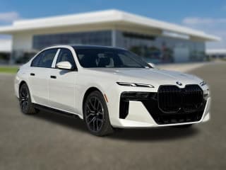 BMW 7 Series 740i xDrive Sedan