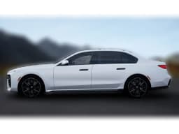 BMW 7 Series 740i xDrive Sedan 2026 — side view