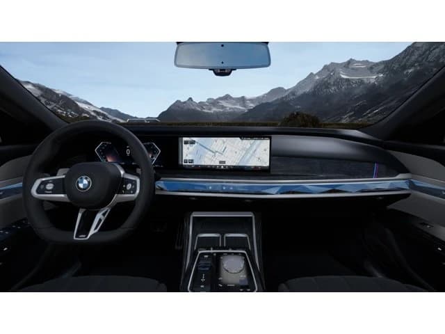 BMW 7 Series 740i xDrive Sedan 2026 — side view