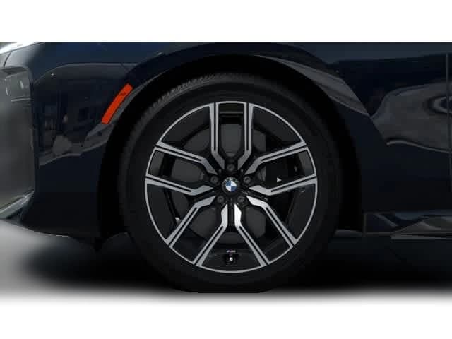 BMW 7 Series 740i xDrive Sedan 2026 — side view