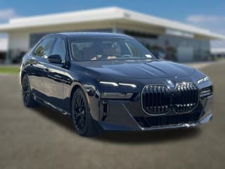 BMW 7 Series 740i xDrive Sedan
