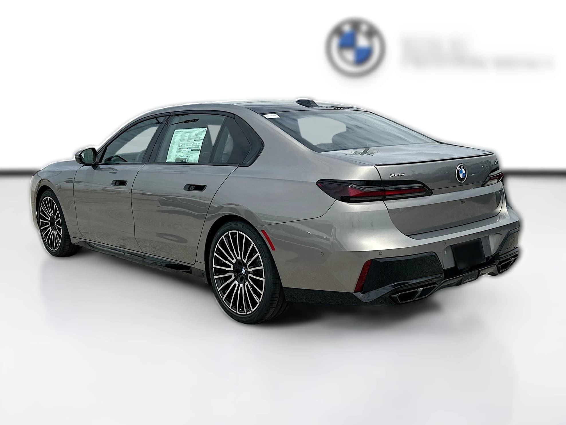 BMW 7 Series 760i xDrive Sedan 2026 — side view