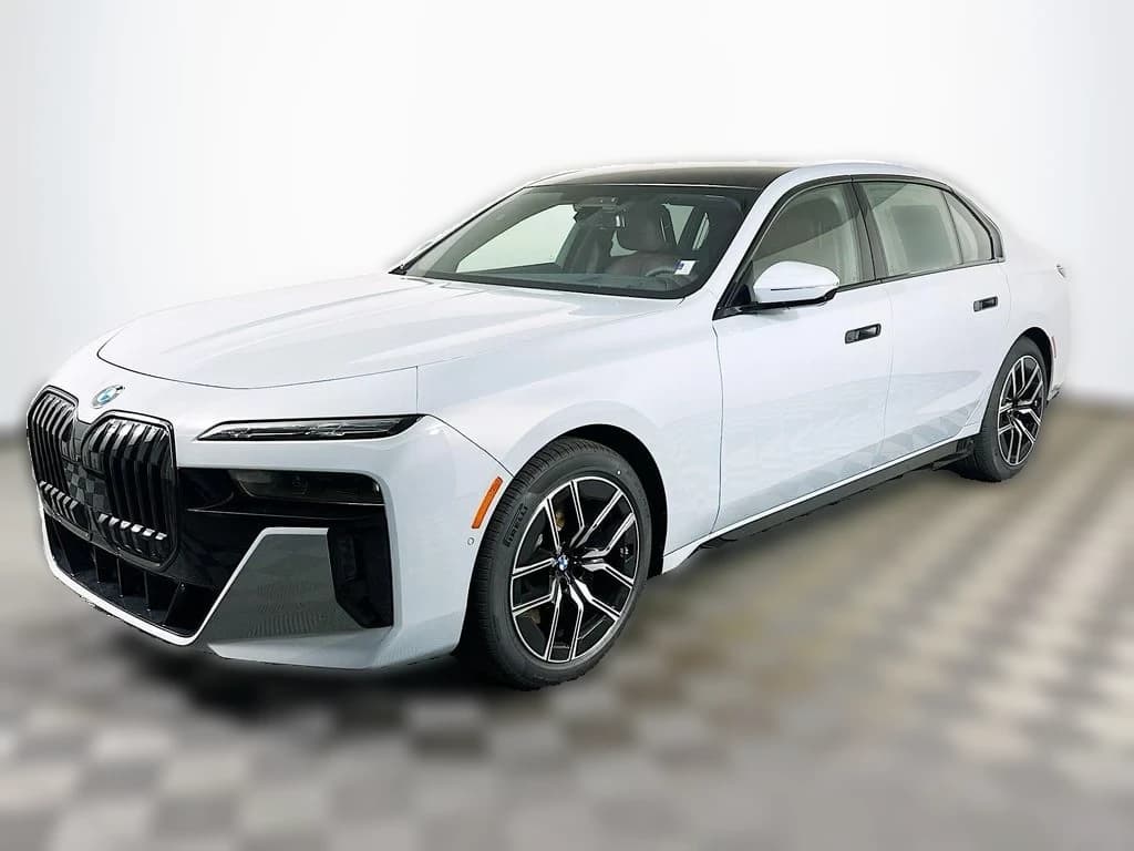 BMW 7 Series 760i xDrive Sedan 2026 — side view