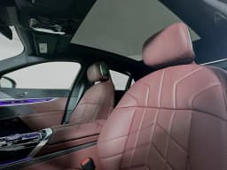BMW 7 Series 760i xDrive Sedan 2026 — side view