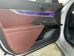 BMW 7 Series 760i xDrive Sedan 2026 — side view