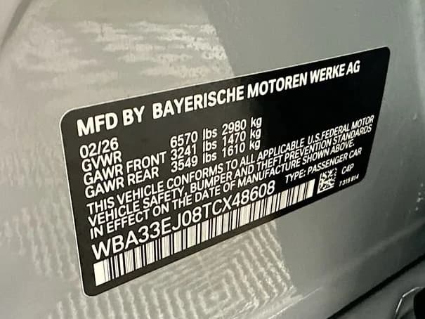 BMW 7 Series 760i xDrive Sedan 2026 — side view