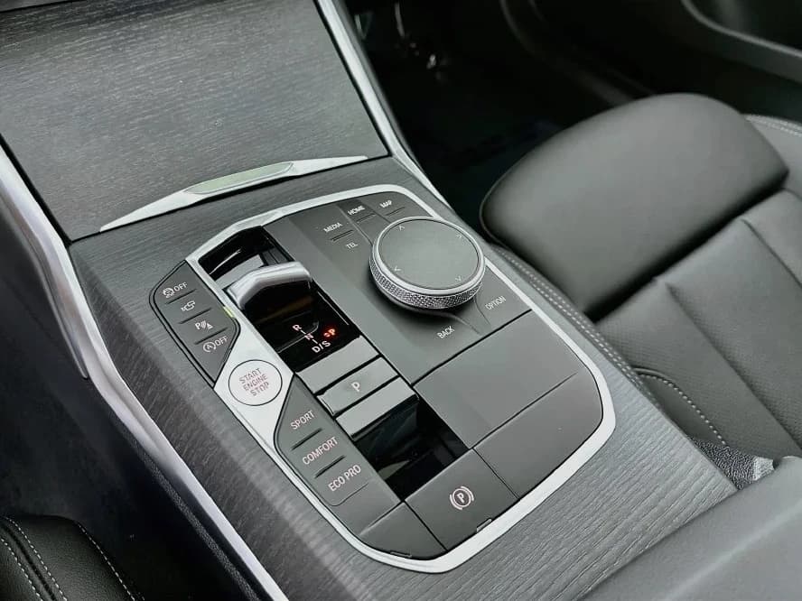 BMW 4 Series 430i xDrive Gran Coupe 2027 — side view