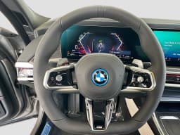 BMW 7 Series 750e xDrive Plug-In Hybrid 2026 — side view