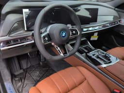 BMW 7 Series 750e xDrive Plug-In Hybrid 2026 — side view