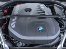 BMW 7 Series 750e xDrive Plug-In Hybrid 2026 — side view
