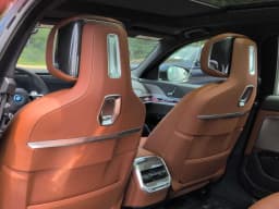 BMW 7 Series 750e xDrive Plug-In Hybrid 2026 — side view