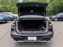 BMW 7 Series 750e xDrive Plug-In Hybrid 2026 — side view