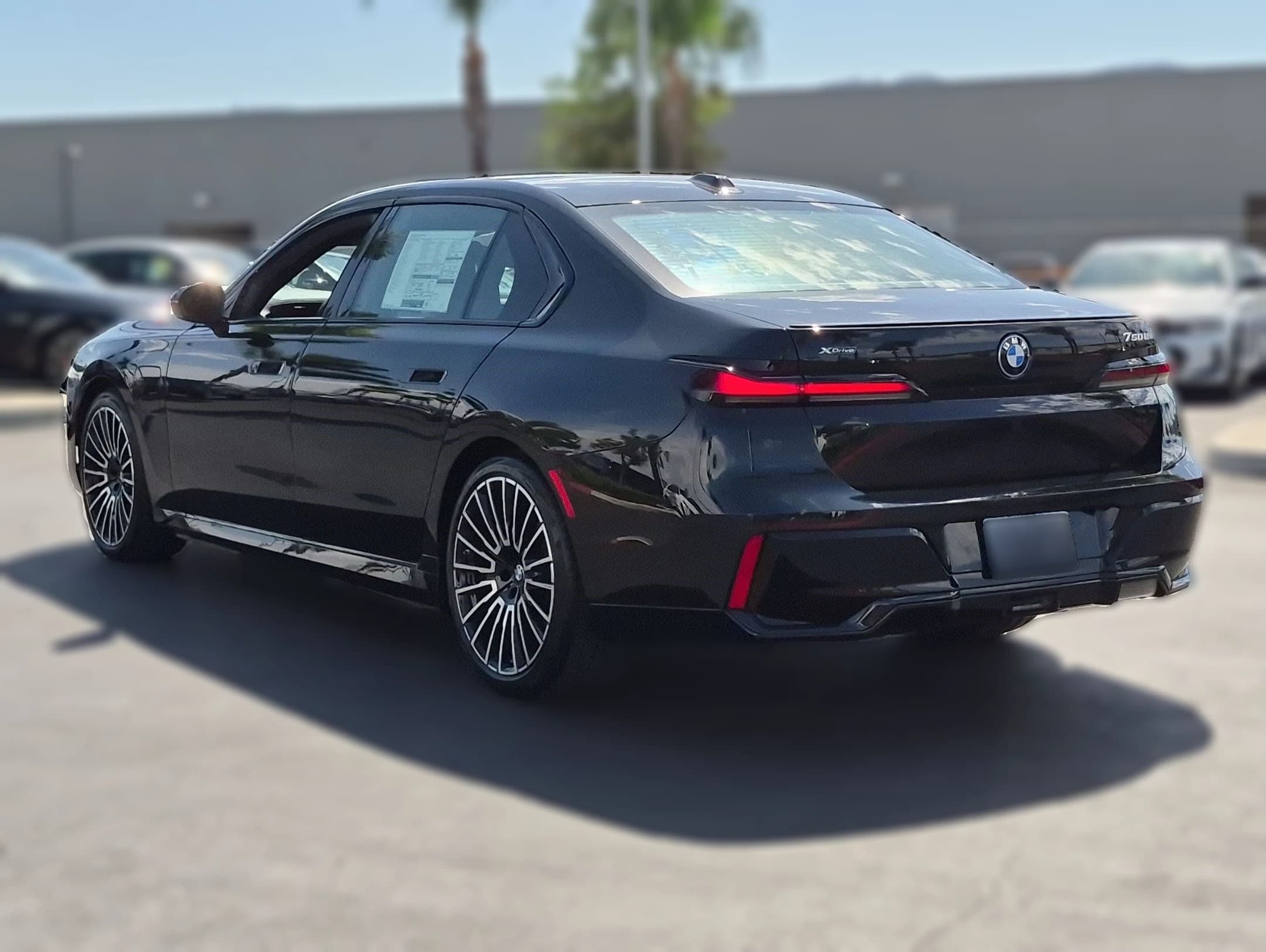 BMW 7 Series 750e xDrive Plug-In Hybrid 2026 — side view