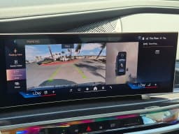 BMW 7 Series 750e xDrive Plug-In Hybrid 2026 — side view