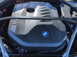 BMW 7 Series 750e xDrive Plug-In Hybrid 2026 — side view