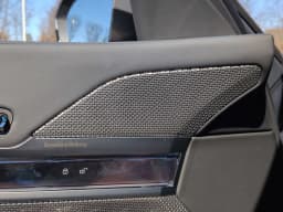 BMW 7 Series 750e xDrive Plug-In Hybrid 2026 — side view