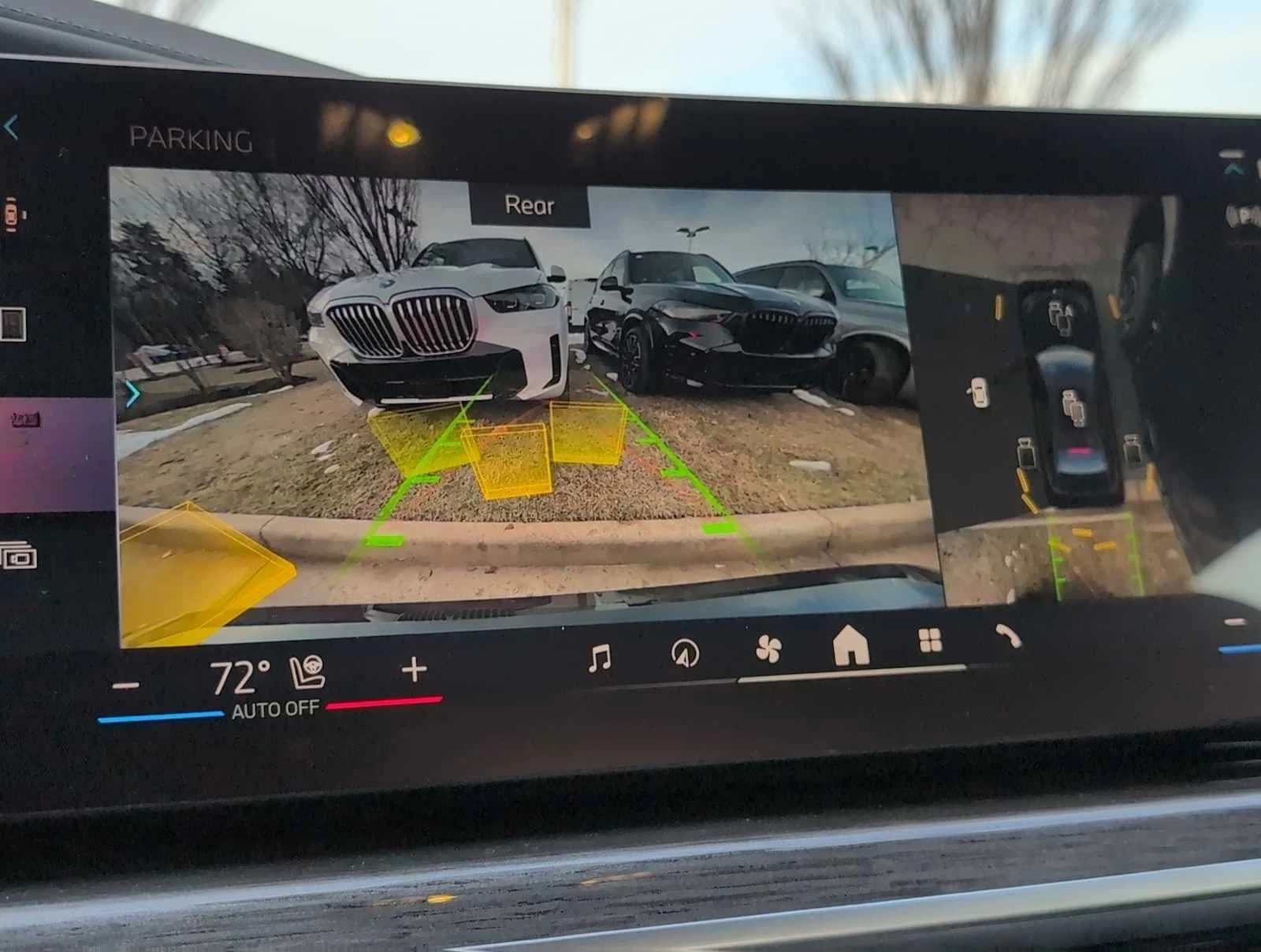 BMW 7 Series 750e xDrive Plug-In Hybrid 2026 — side view