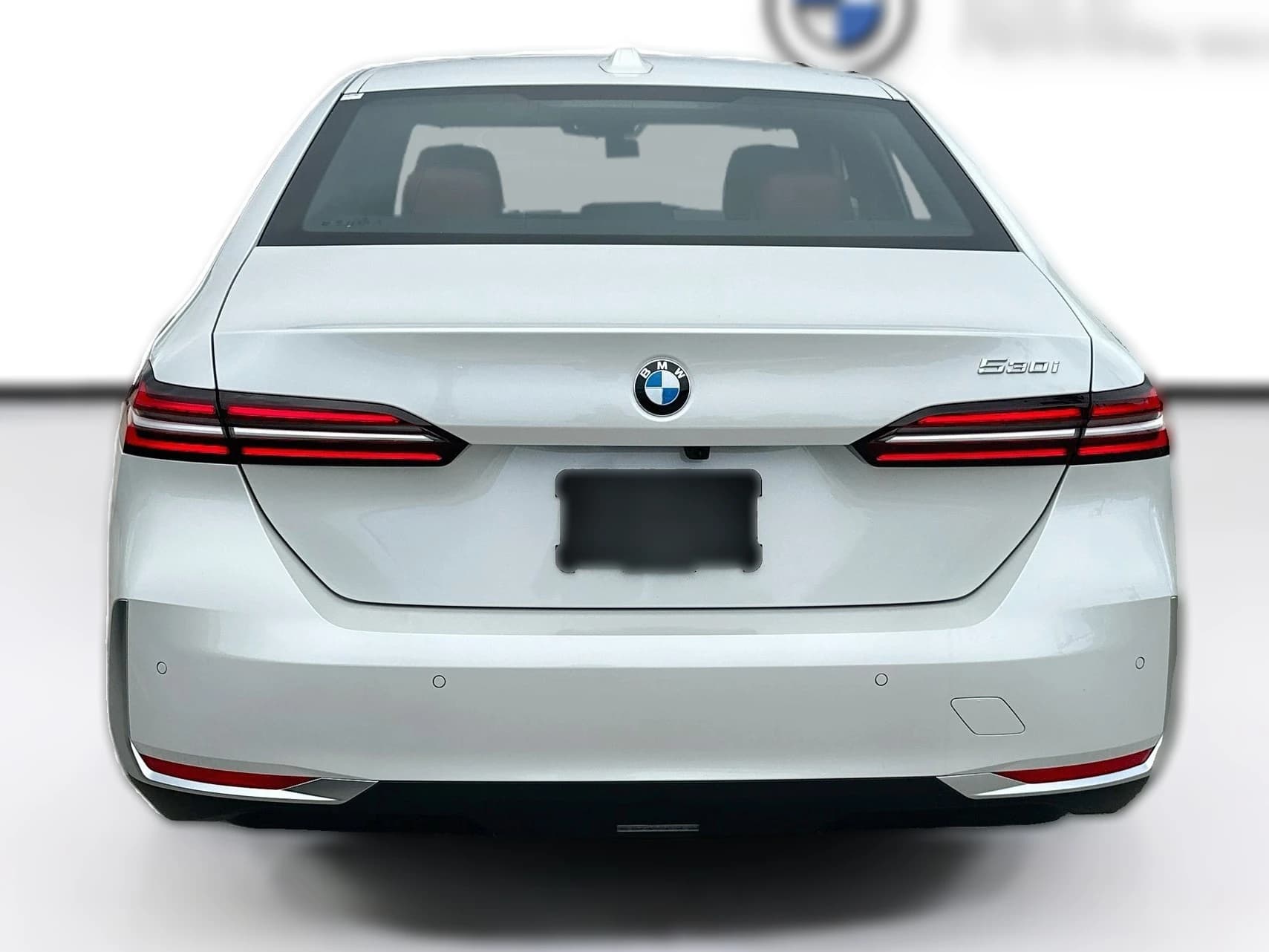 BMW 5 Series 530i Sedan 2027 — side view