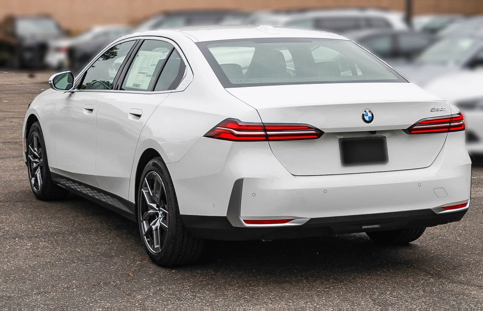 BMW 5 Series 530i Sedan 2027 — side view
