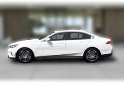 BMW 5 Series 530i Sedan 2027 — side view