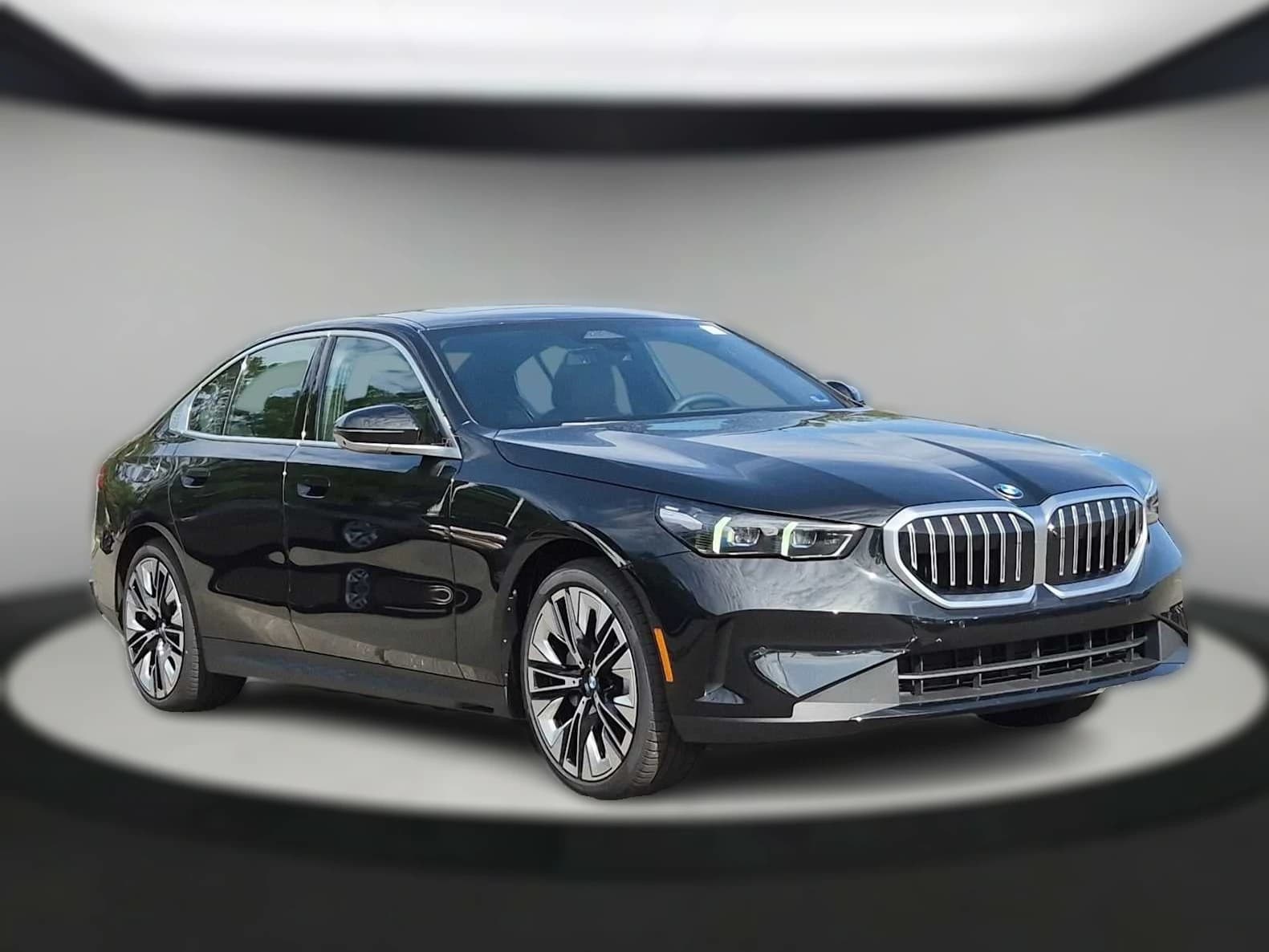 BMW 5 Series 530i xDrive Sedan 2027 — side view