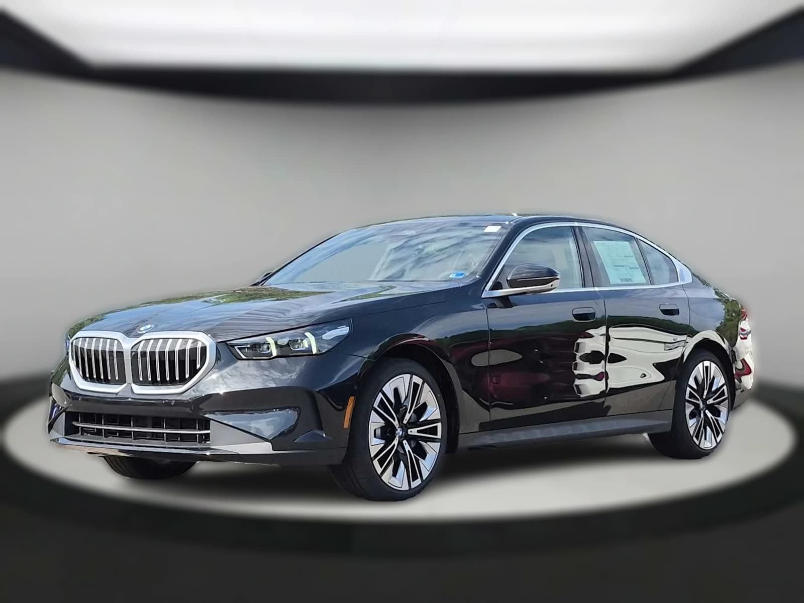 BMW 5 Series 530i xDrive Sedan 2027 — side view