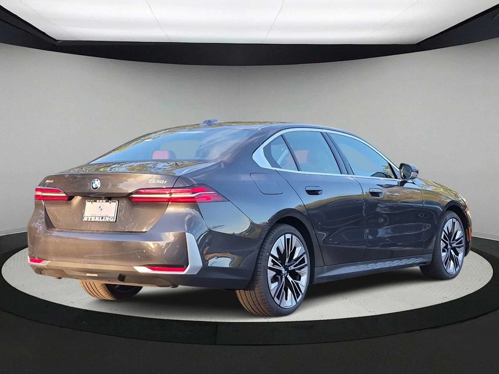 BMW 5 Series 530i xDrive Sedan 2027 — side view
