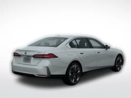 BMW 5 Series 530i xDrive Sedan 2026 — side view