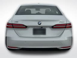 BMW 5 Series 530i xDrive Sedan 2026 — side view