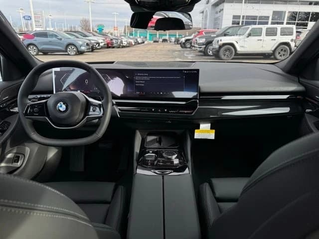 BMW 5 Series 530i xDrive Sedan 2026 — side view