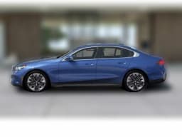 BMW 5 Series 530i xDrive Sedan 2026 — side view