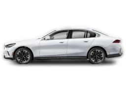 BMW 5 Series 530i xDrive Sedan 2026 — side view