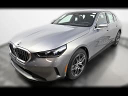 BMW 5 Series 530i xDrive Sedan 2026 — side view