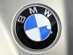 BMW 5 Series 530i xDrive Sedan 2026 — side view