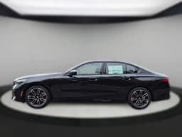 BMW 5 Series 530i xDrive Sedan 2027 — side view