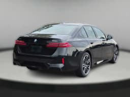 BMW 5 Series 530i xDrive Sedan 2027 — side view
