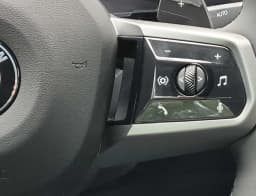 BMW 5 Series 530i xDrive Sedan 2027 — side view