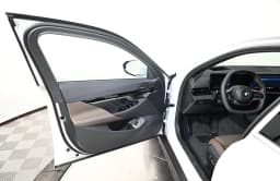 BMW 5 Series 530i xDrive Sedan 2026 — side view