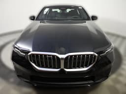 BMW 5 Series 530i xDrive Sedan 2027 — side view