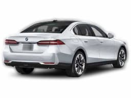 BMW 5 Series 530i xDrive Sedan 2027 — side view