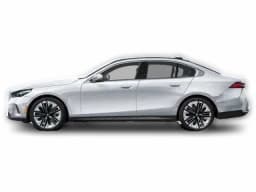 BMW 5 Series 530i xDrive Sedan 2027 — side view