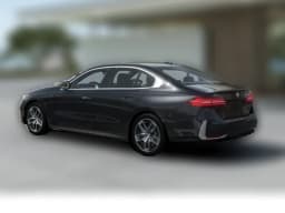 BMW 5 Series 530i xDrive Sedan 2027 — side view