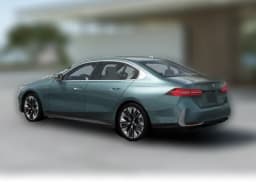 BMW 5 Series 530i xDrive Sedan 2026 — side view