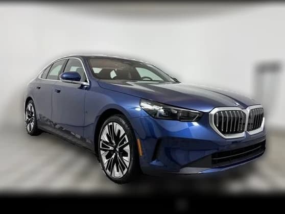 BMW 5 Series 530i xDrive Sedan 2027 — side view