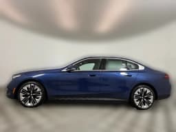 BMW 5 Series 530i xDrive Sedan 2027 — side view