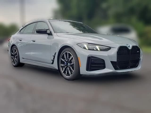 BMW 4 Series M440i xDrive Gran Coupe 2026 — side view