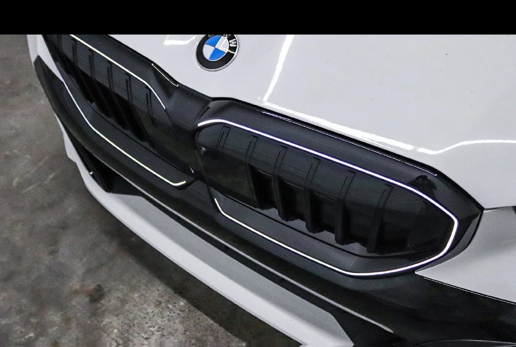 BMW 5 Series 540i xDrive Sedan 2027 — side view