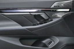 BMW 5 Series 540i xDrive Sedan 2027 — side view