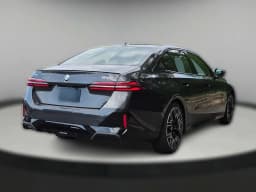 BMW 5 Series 540i xDrive Sedan 2027 — side view